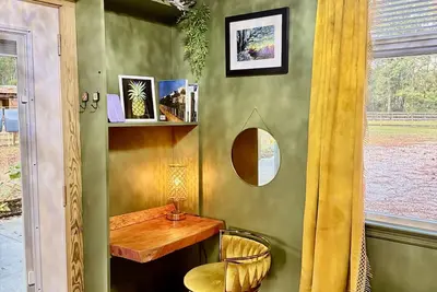 Image de Romantic Barn I Chickens, Porch, Near City, \nDog Friendly