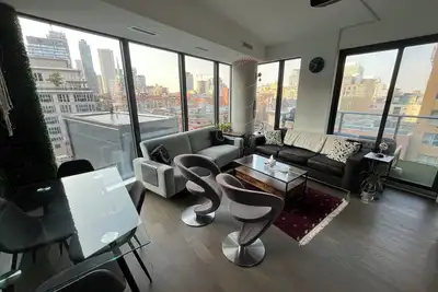 Image de Toronto's Most Beautiful Unit at the Best Location for Monthly Rent