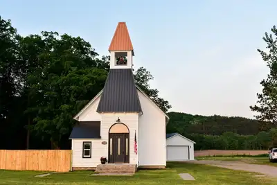 Image de Stay in a Beautifully Restored 1895 Church, A Unique Bear Lake Getaway