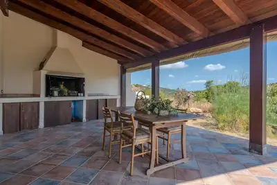 Image de Maison de vacances \"Maya\" avec vue sur les collines, terrasse privée et Wi-Fi