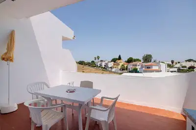 Image de Appartement \"2\" avec piscine partagée, Wi-Fi et climatisation