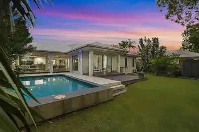 Image de Blue Lagoon Haven – A Serene Tropical Getaway