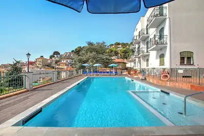 Image de Seaview Pool Retreat - B28, Andora, Italy
