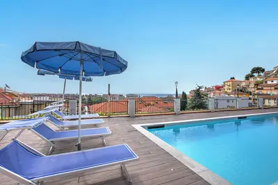 Image de Seaview Pool Retreat - M16, Andora, Italy