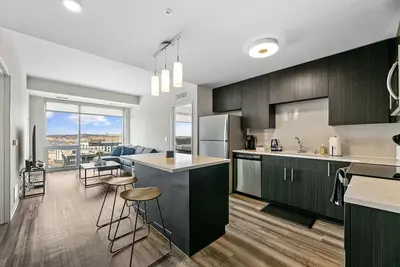 Image de Designer Finishes & City Views