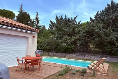 Image de Chez Hamou et Julie, \nMaison neuve et moderne avec piscine, terrain de boules