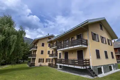 Image de Agréable appartement pour 6 personnes avec Wifi, Tv, terrasse, animaux admis et parking
