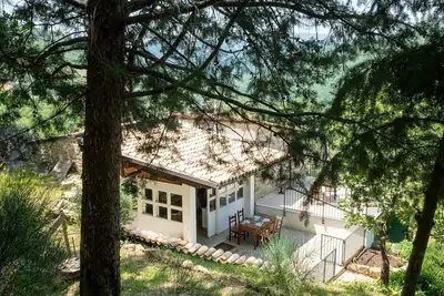 Image de Merveilleuse maison de vacances privée avec Wifi, terrasse, animaux admis et parking
