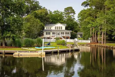 Image de New Listing! Pool&Spa, GameRm, Water Views!