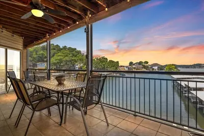 Image de Lakefront 1st-Floor Condo, Screened Patio, Pools & Courts