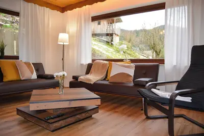 Image de Apartement SonnenglĂĽck in the Black Forest | panoramic view, terrace, 3 bedrooms