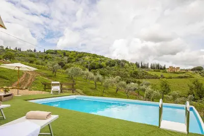 Image de Villa Gialla - Quatre Chambres Villa, Couchages 9