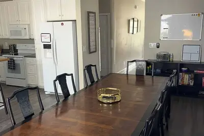 Image de Spacious 5-bedroom house in Tampa, walk to Old Hyde Park Village. Fast WiFi,