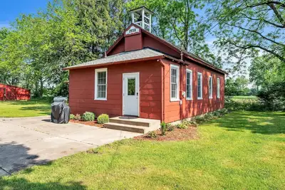 Image de Old School Charm Sleeps 6