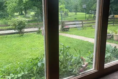 Image de Charming 5-bedroom house close to I-65 and Purdue on 10 beautiful acres