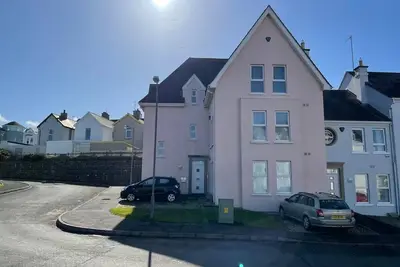 Image de Spacious Portrush 3 bed West Strand apartment close to golf course