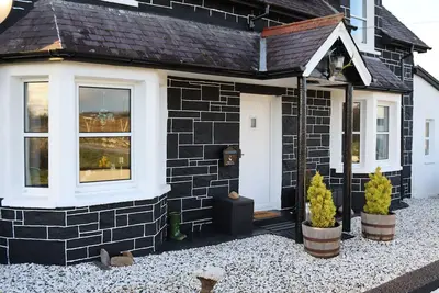 Image de Knockenhooley is stunning traditional cottage to enjoy the stunning Isle of Skye