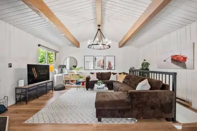 Image de Coral | Pvt Beach Access | Fenced Yard | Fire Pit