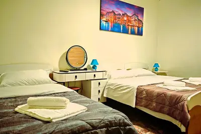 Image de Triple Room With Private Bathroom, Venezia