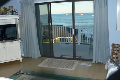 Image de Cozy 2-bedroom 2-bath condo with Ac, Wifi, Large balcony beach/pier view