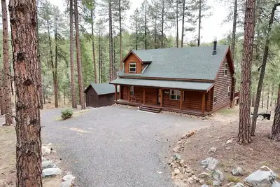 Image de Misty Mountain Chalet- Cabin•Pets•Ev•Trails•Views•2acres•7000ft elevation