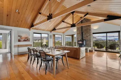Image de Infinity Outlook - 4 Bedroom Home