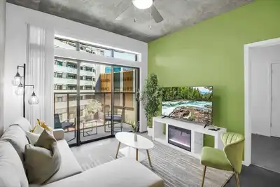 Image de Centric 2br In Heart of Dtphx Free Garage Parking