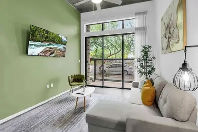 Image de Centric 4br |In Heart of Dtphx|Pool+Free Parking