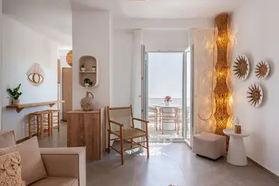 Image de Comfortable House in Pounda, Close to the Beach and Port to Antiparos – Shared Pool Access