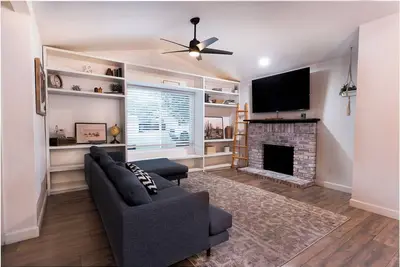 Image de Modern 3-Bedroom Oasis in the Heart of Chandler
