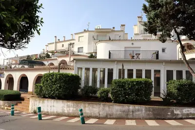 Image de Peñiscola Centro planta calle con terraza