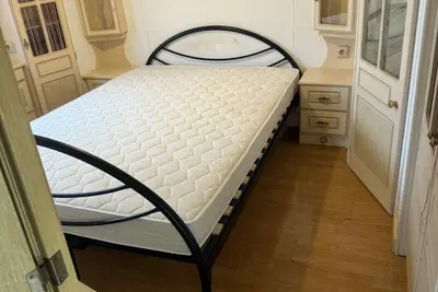 Image de Caravan by pond - ideal for expats, entrepreneurs & rest seekers!