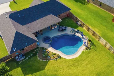 Image de Mtn Escape • Pool, Hot Tub, Fire Pit, Pet Ok!