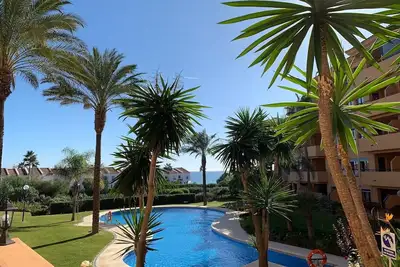 Image de Stunning Seaview duplex penthouse apartment near Duquesa Port, Manilva.