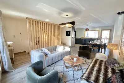Image de Chalet moderne à Vars - 9 pers, 115m², confort et élégance