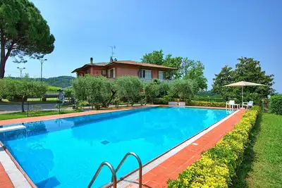 Image de Maison de vacances privée avec Wifi, piscine privée, climatisation, patio, vue panoramique