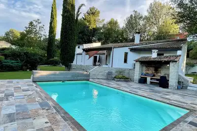 Image de Belle échappée provençale chez chantal et Alain