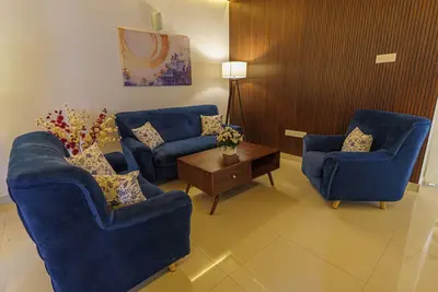 Image de Modern 4 bedroom house | walk to beach