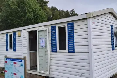Image de North Sea chalet directly on the Lauwersmeer - within walking distance of the North Sea! Siblu Family Park