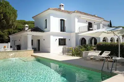 Image de Exclusive Villa Lioness with large pool, big lawn and jacuzzi