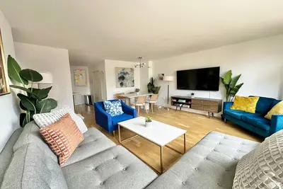 Image de Luxury 2br-1ba - 10min to Nyc - Elevator Building
