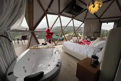 Image de Therapy Dome Cabin | Private Spa | Nature & Sensory Experience