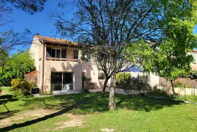 Image de Maison familiale, Ă 10 mn d'Aix-en-Provence, avec coin baignade