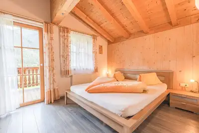 Image de Appartement \"Lärche\" avec vue sur les montagnes, terrasse partagée et Wi-Fi