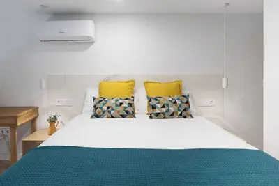 Image de Centrally located apartment in Seville. The Holy Quevedo