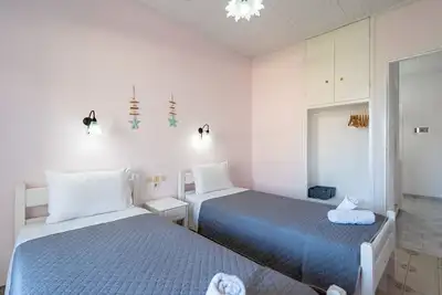Image de Appartement 'Alexandros Studios 6' avec piscine commune, Wi-Fi et climatisation