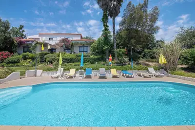 Image de Villa 'La Ribeyre' avec vue sur mer, piscine privée et Wi-Fi