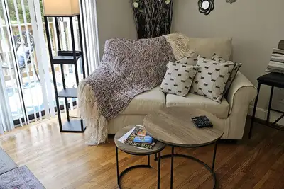 Image de Quiet 1-bedroom apartment 5 miles to Greenville or Greer Sc. City/country combo