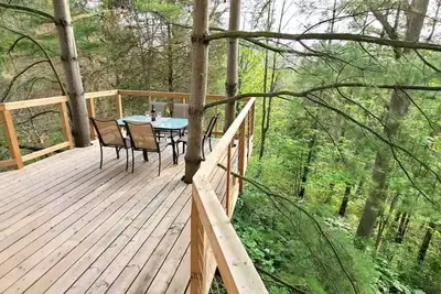 Image de Treehouse Whispering Pines