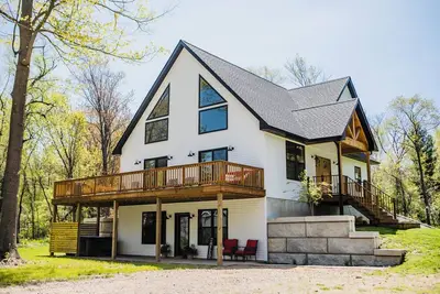 Image de Lake House With Beach Access